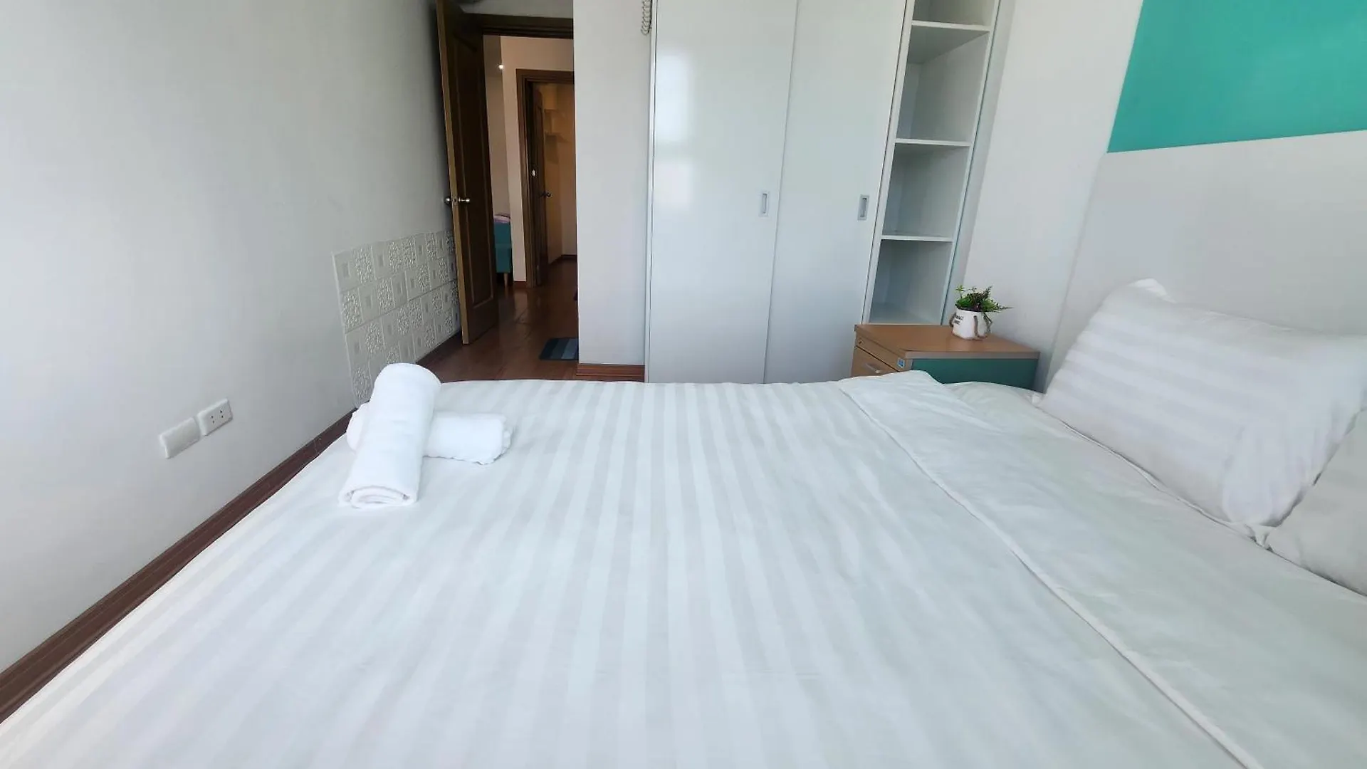 Sea View Apartment My Khe Beach Da Nang Vietnam